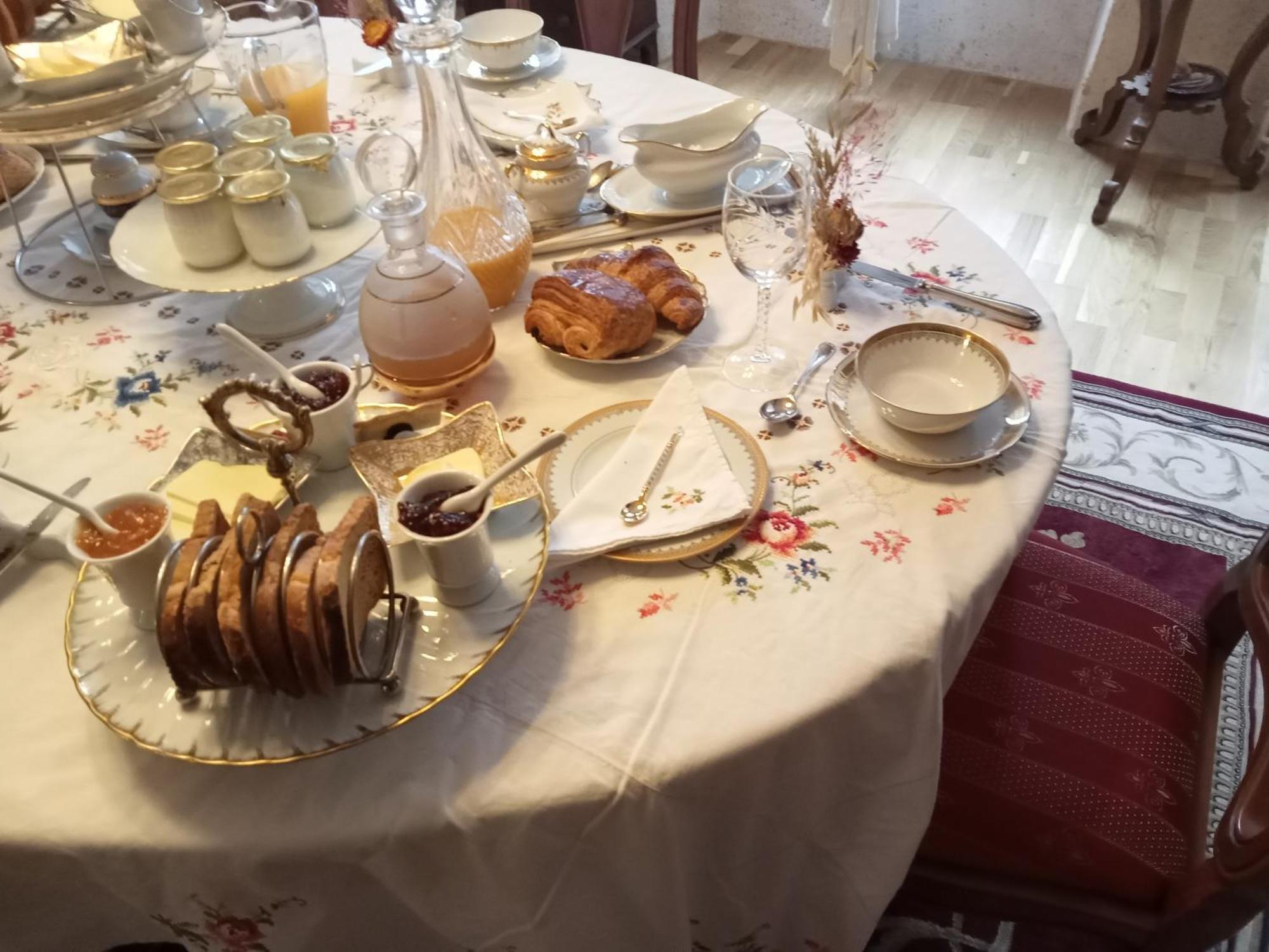 Maison Gay Lussac St Leonard De Noblat แซ็งต์-เลโอนาร์-เดอ-โนบลาต์ ภายนอก รูปภาพ